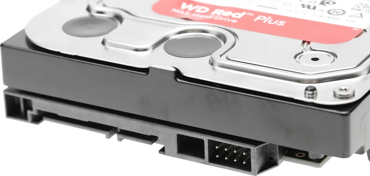 Жесткий диск 6TB Red Plus 3.5'', SATAIII, 5400 об/мин, 256 МБ Western Digital WD60EFPX 152406