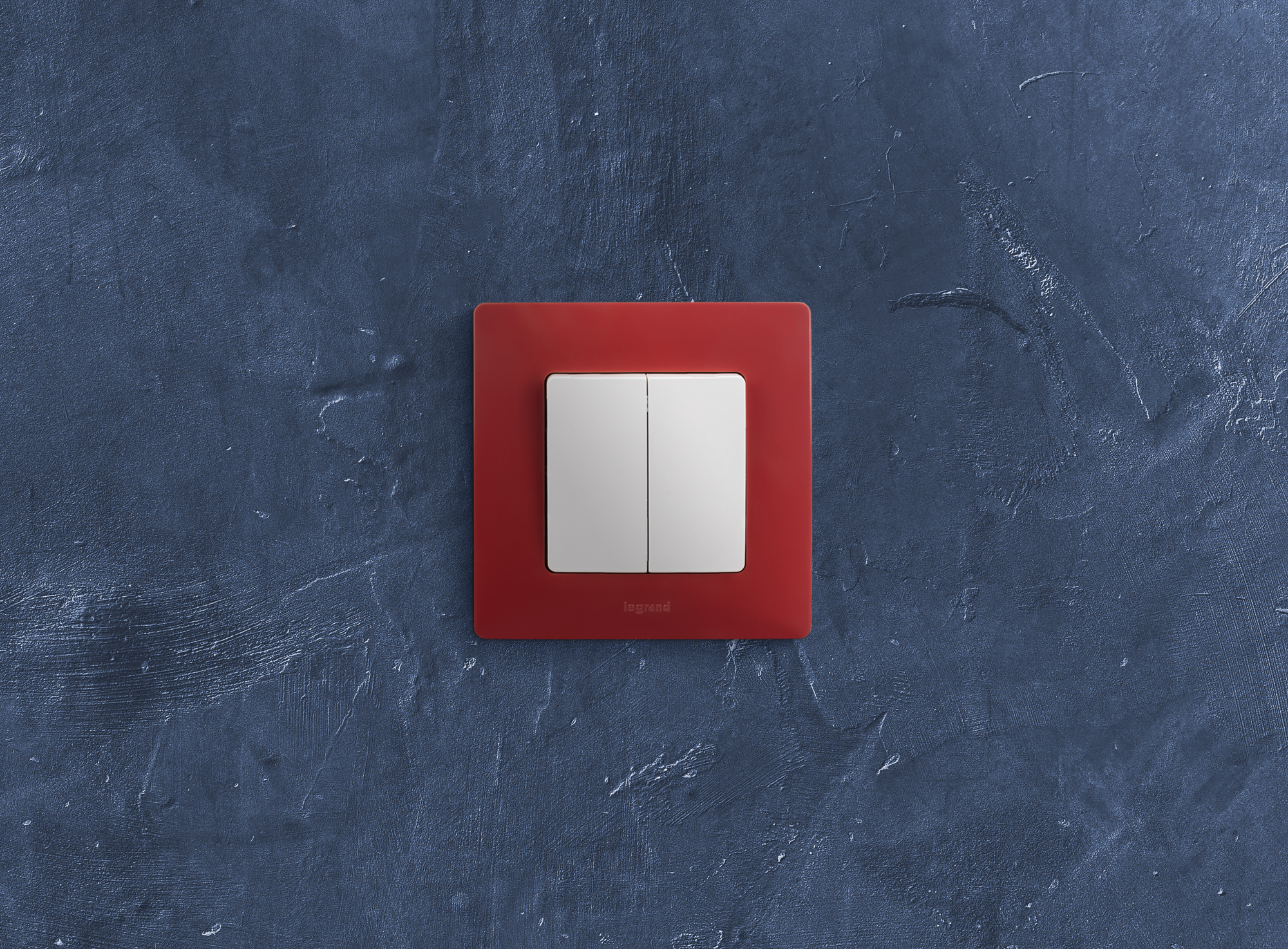 ETIKA Выключатель двухклавишный белый на безвинтовые зажимы 10АХ Legrand 672202