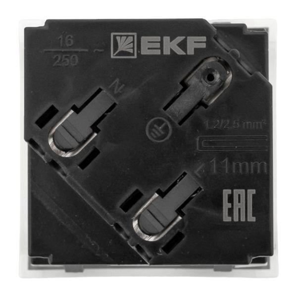 Розетка 45х45 с заземлением 45 градусов быстрозажимные клеммы белая EKF E2MR16-028-10-45-SL