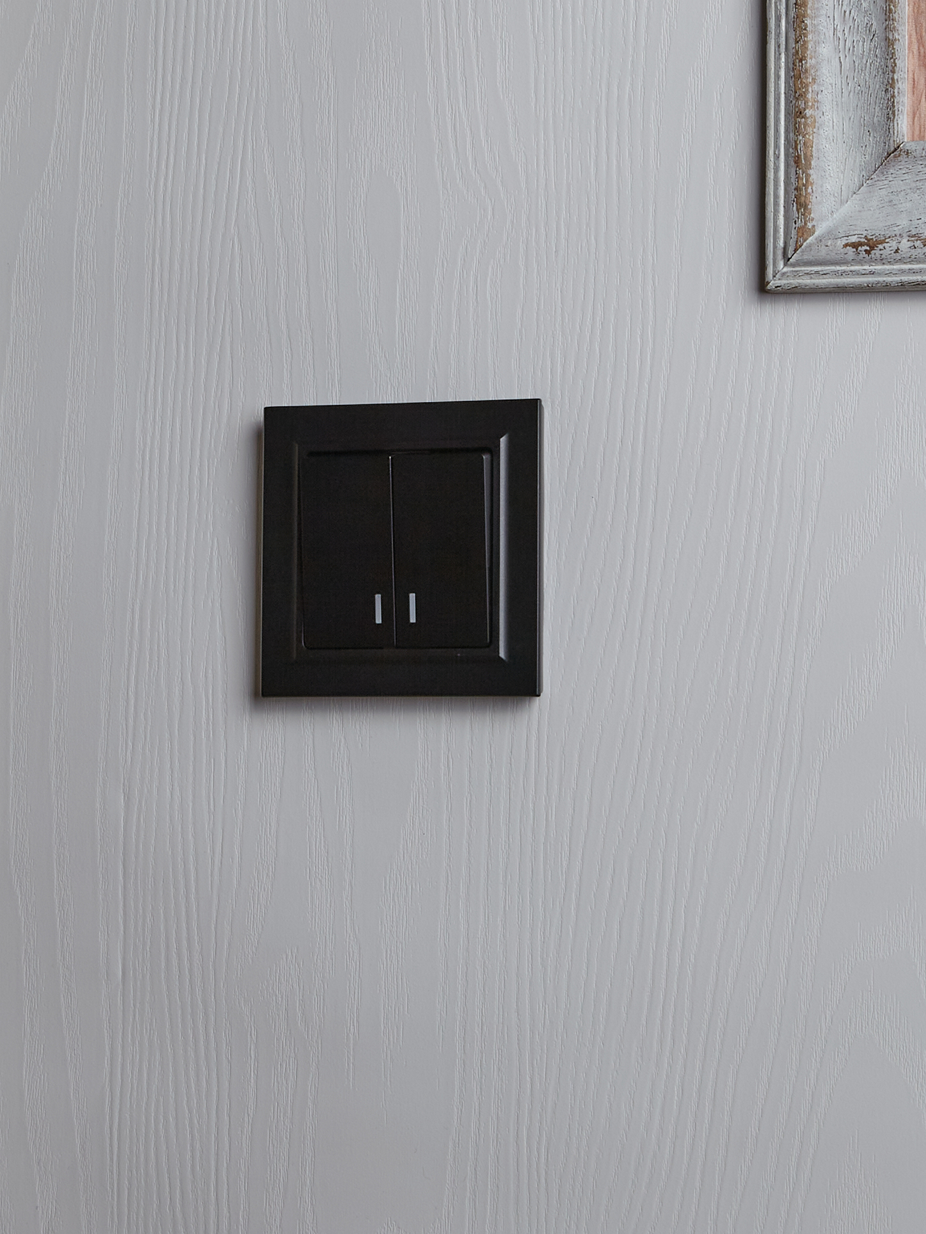 BRITE Рамка 1 пост IP44 РУ-1-БрЧ-44 черный IEK BR-M12-44-K02