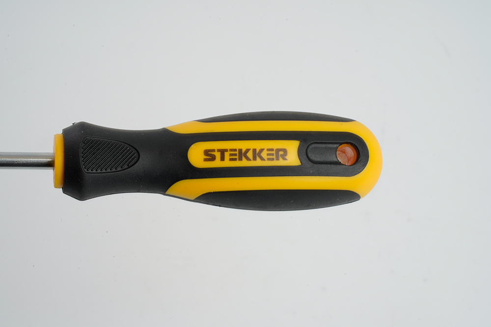 Отвертка крестовая Ph1х100мм Cr-V STEKKER SDM-PH1-100 39769
