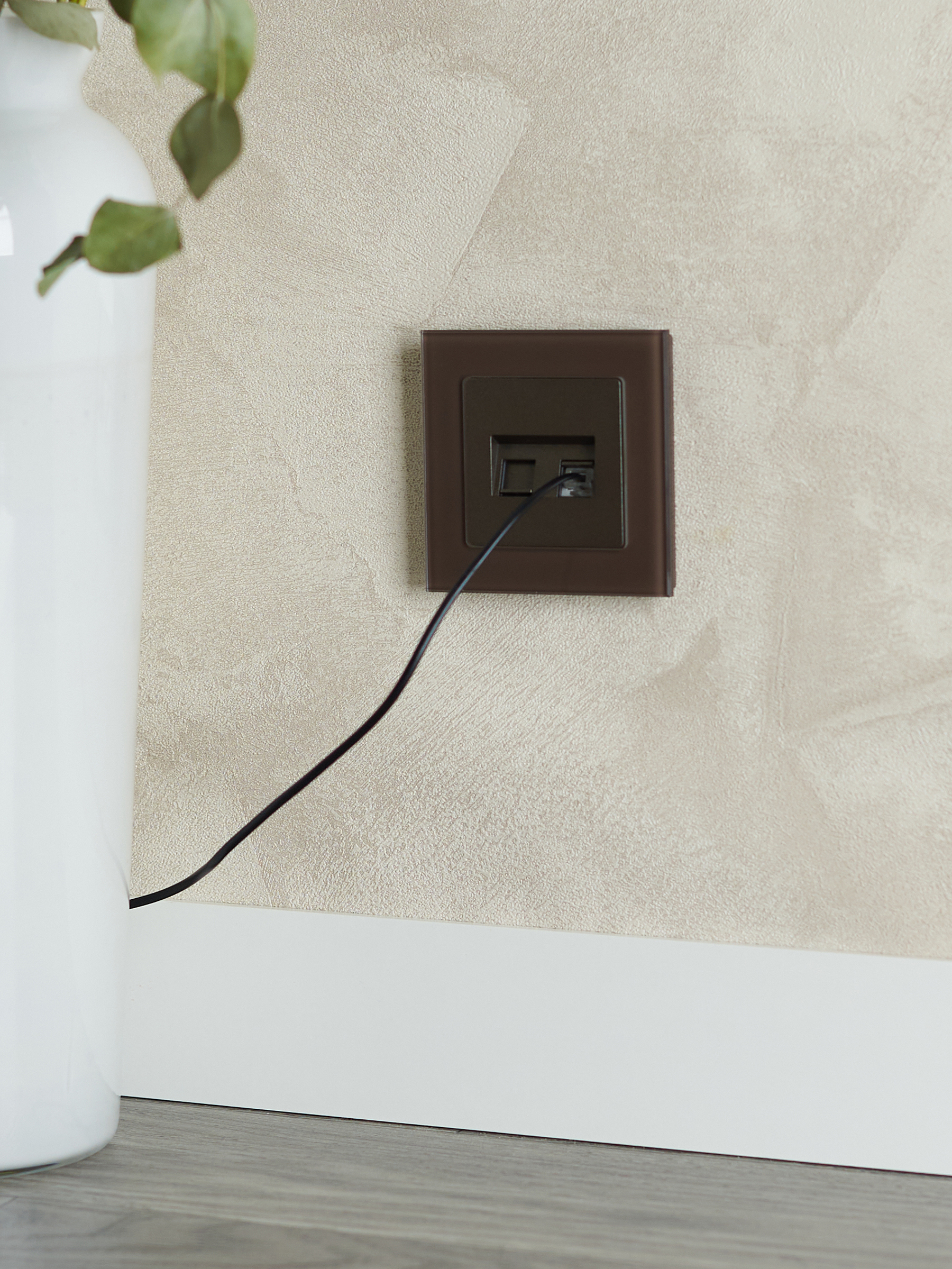 BRITE Рамка 1 пост РУ-1-2-БрТБ стекло бронза IEK BR-M12-G-K45
