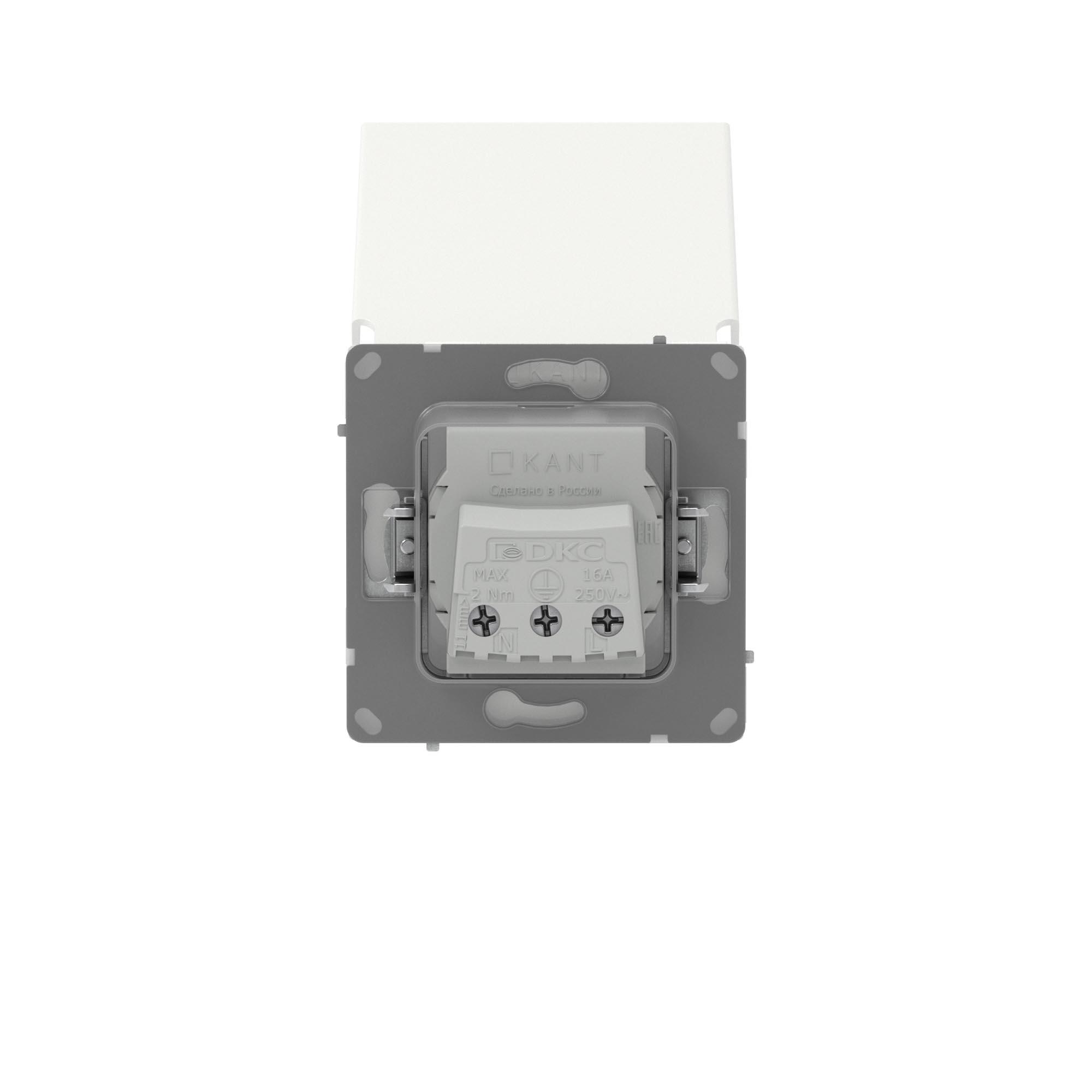 Розетка силовая, 2P+E, с з/ш, с крышкой, IP44, KANT, белая магнолия DKC 7000013