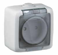 Розетка наружная белая без заземления и без шторокIP44 HEGEL РА16-201