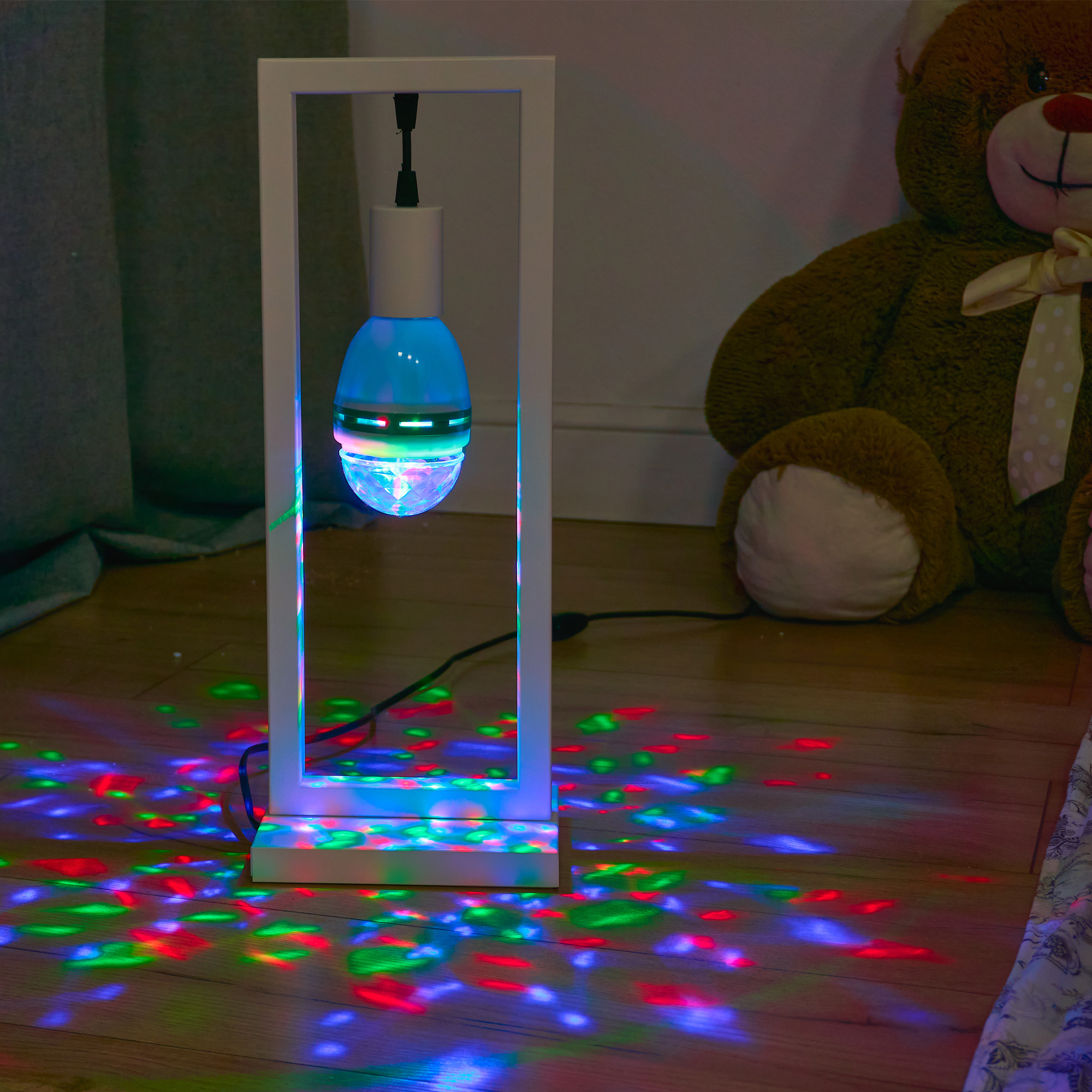 Светодиодный светильник-проектор ULI-Q301 Серия DISCO, многоцветный ТМ VOLPE Работа от сети 220В Для установки в электропатрон E27 Цвет корпуса - белый. Uniel 09839