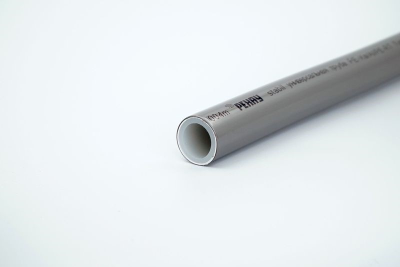 Труба 20х2.9 stabil металлополимерная, бухта 100 РЕХАУ 11301313100