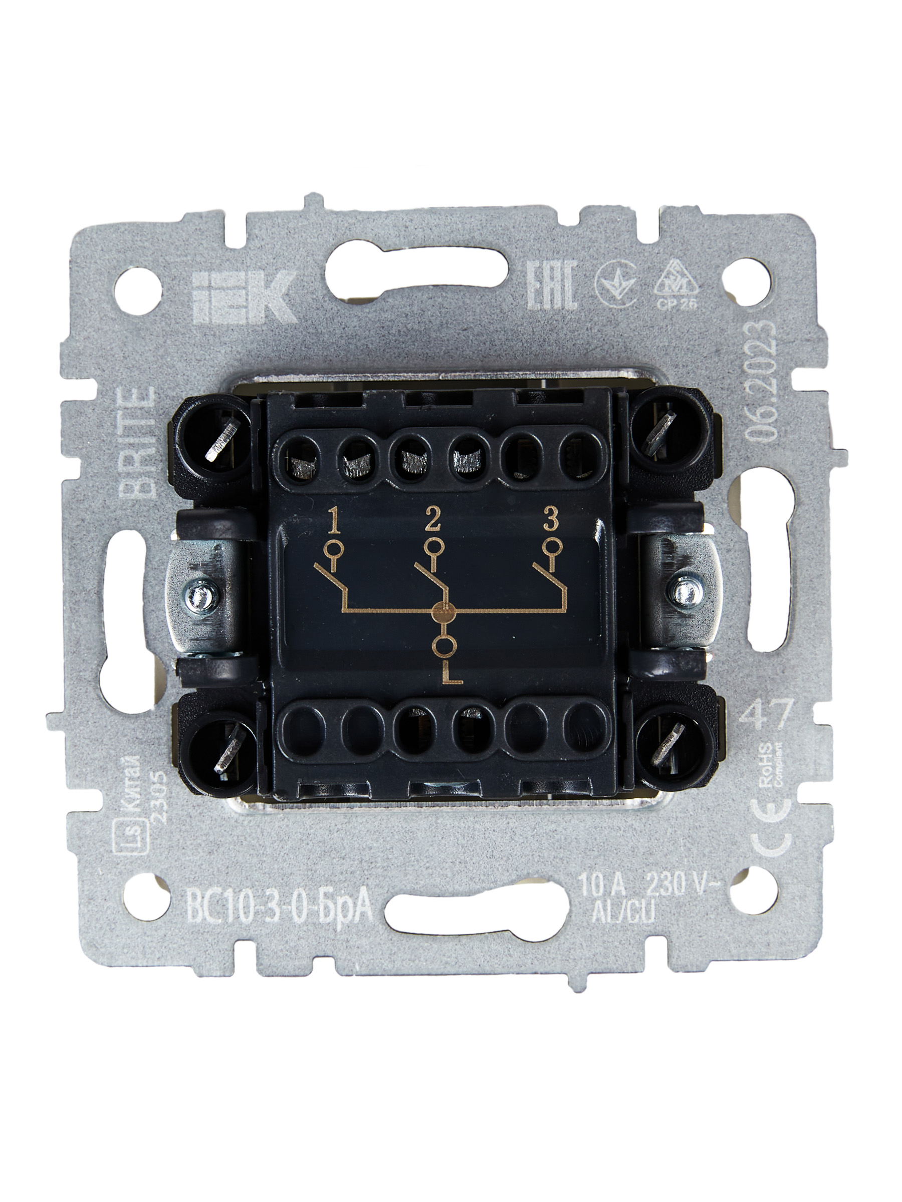 BRITE Выключатель трехклавишный 10А ВС10-3-0-БрА алюминий IEK BR-V30-0-10-K47