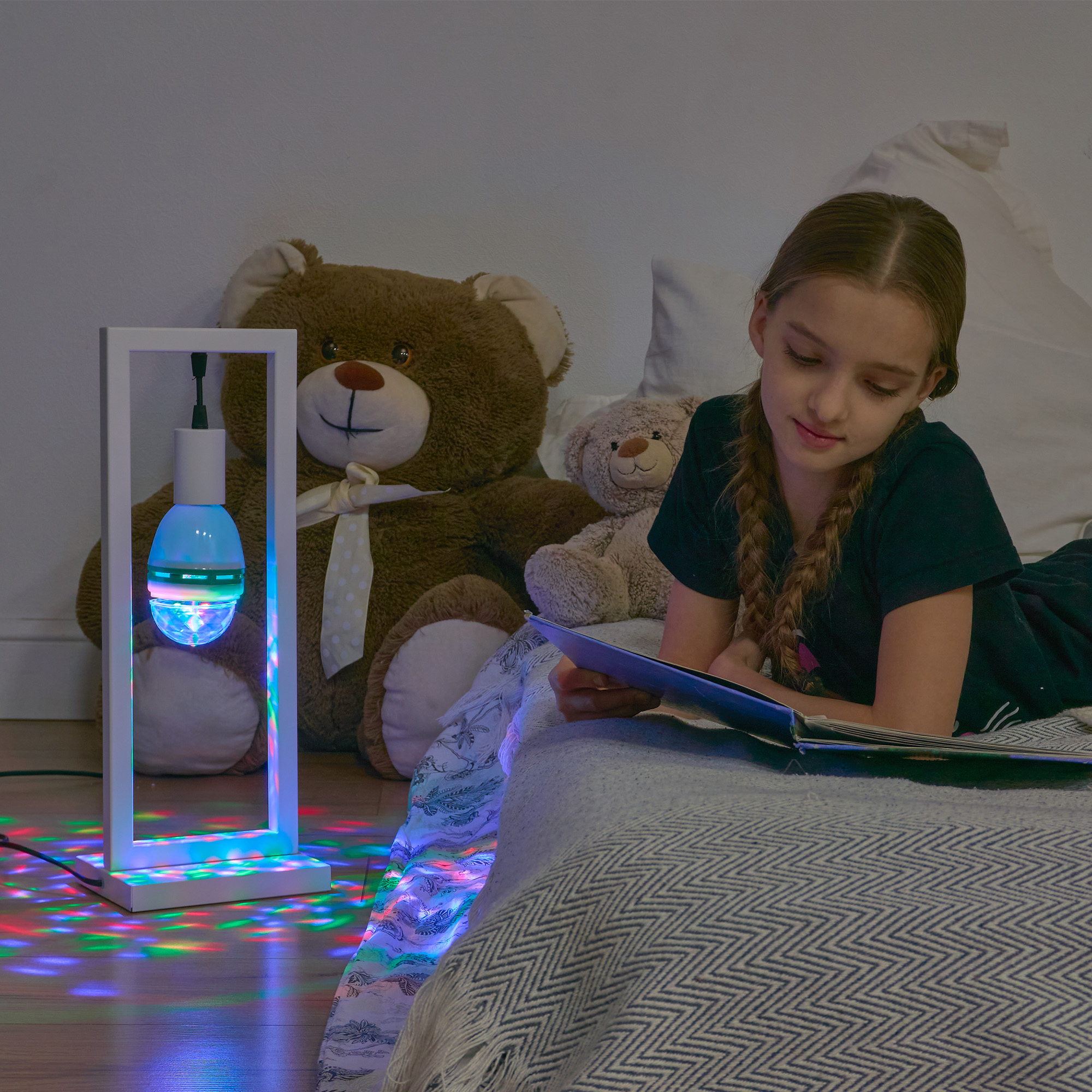Светодиодный светильник-проектор ULI-Q301 Серия DISCO, многоцветный ТМ VOLPE Работа от сети 220В Для установки в электропатрон E27 Цвет корпуса - белый. Uniel 09839