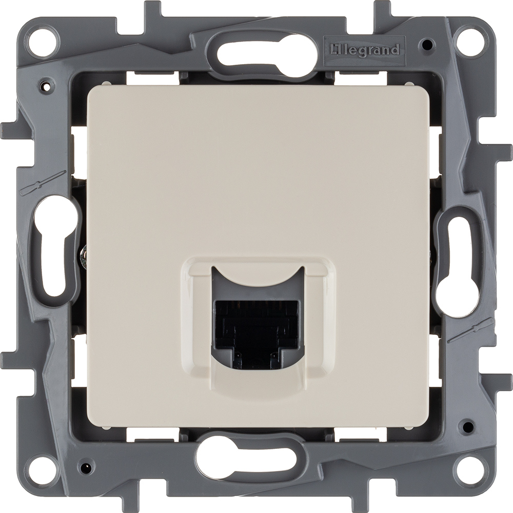 Розетка компьютерная RJ45 категория 5Е UTP слоновая кость ETIKA IEK 672341