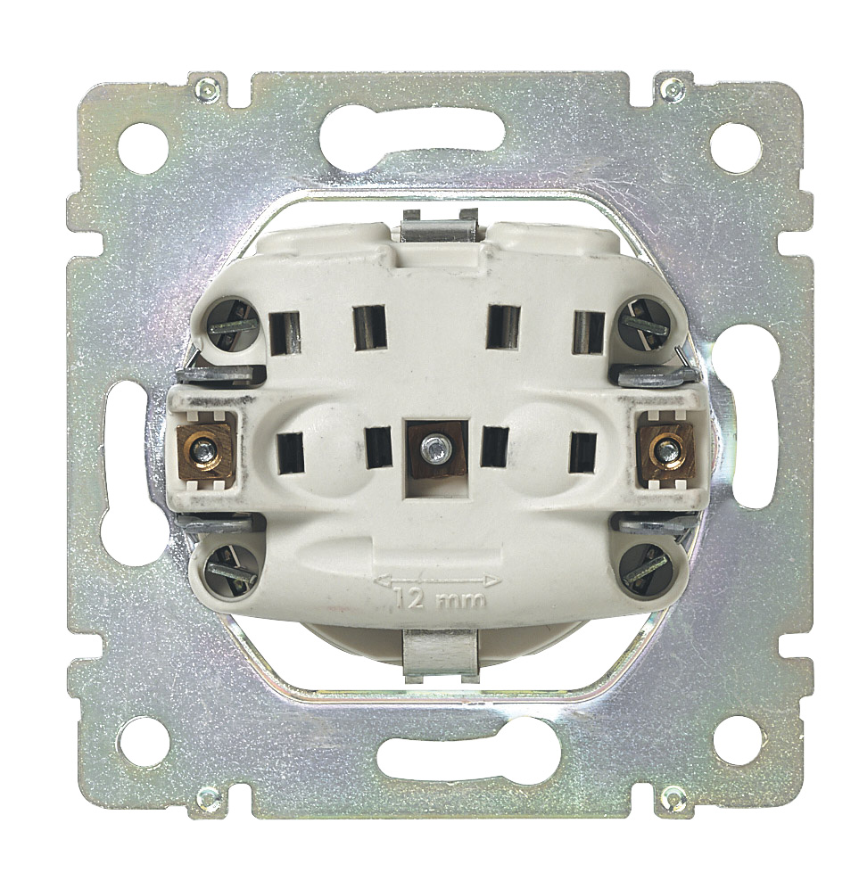 VALENA Розетка с заземлением 2К+З со шторками слоновая кость Legrand/Daccord 774122