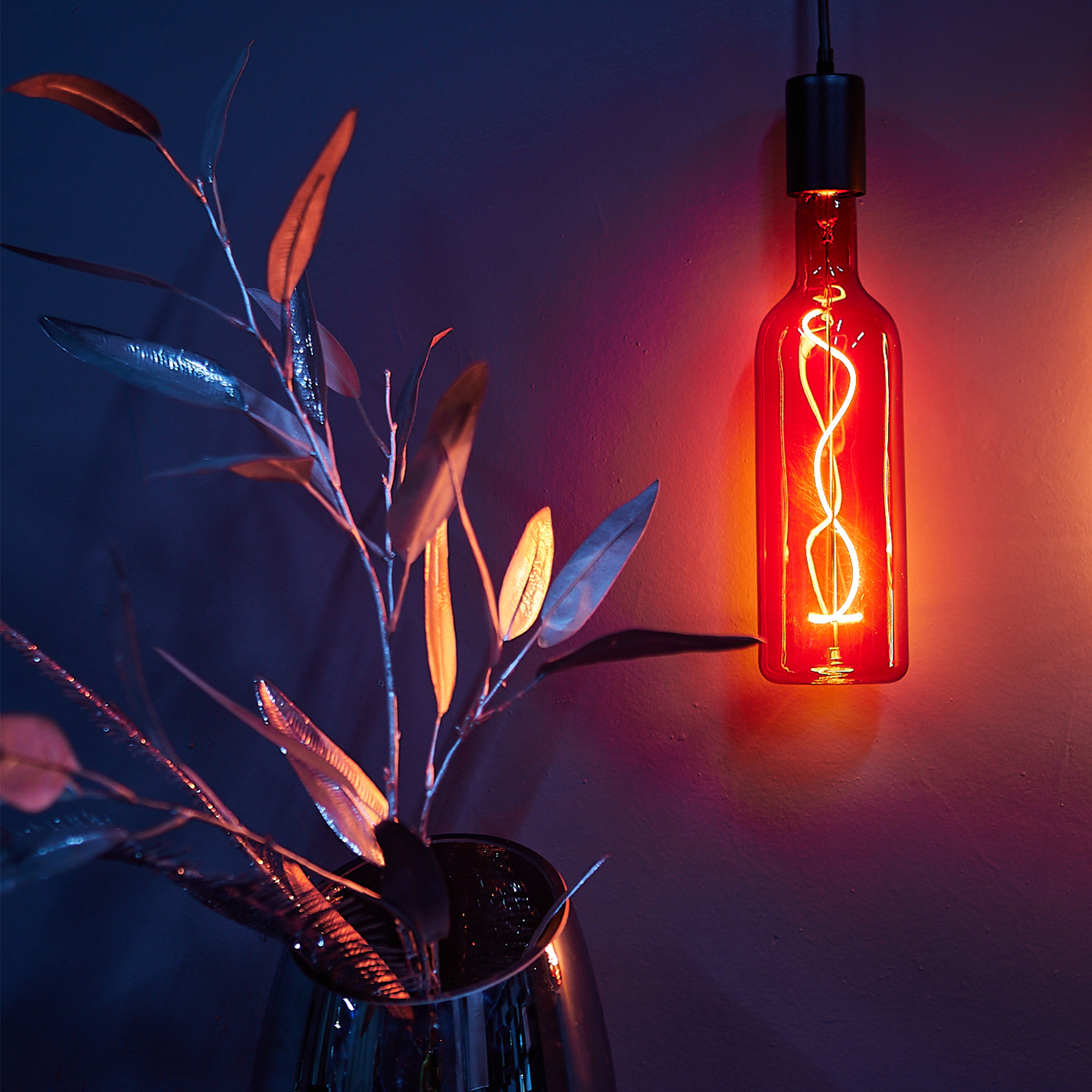 Лампа светодиодная SOHO LED-SF21-5W/SOHO/E27/CW RED GLS77RD Красная колба Спиральный филамент Uniel UL-00007626
