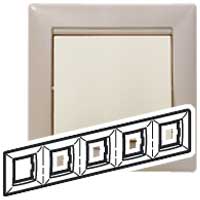 VALENA Рамка 5 постов горизонтальная кантри Legrand 770025