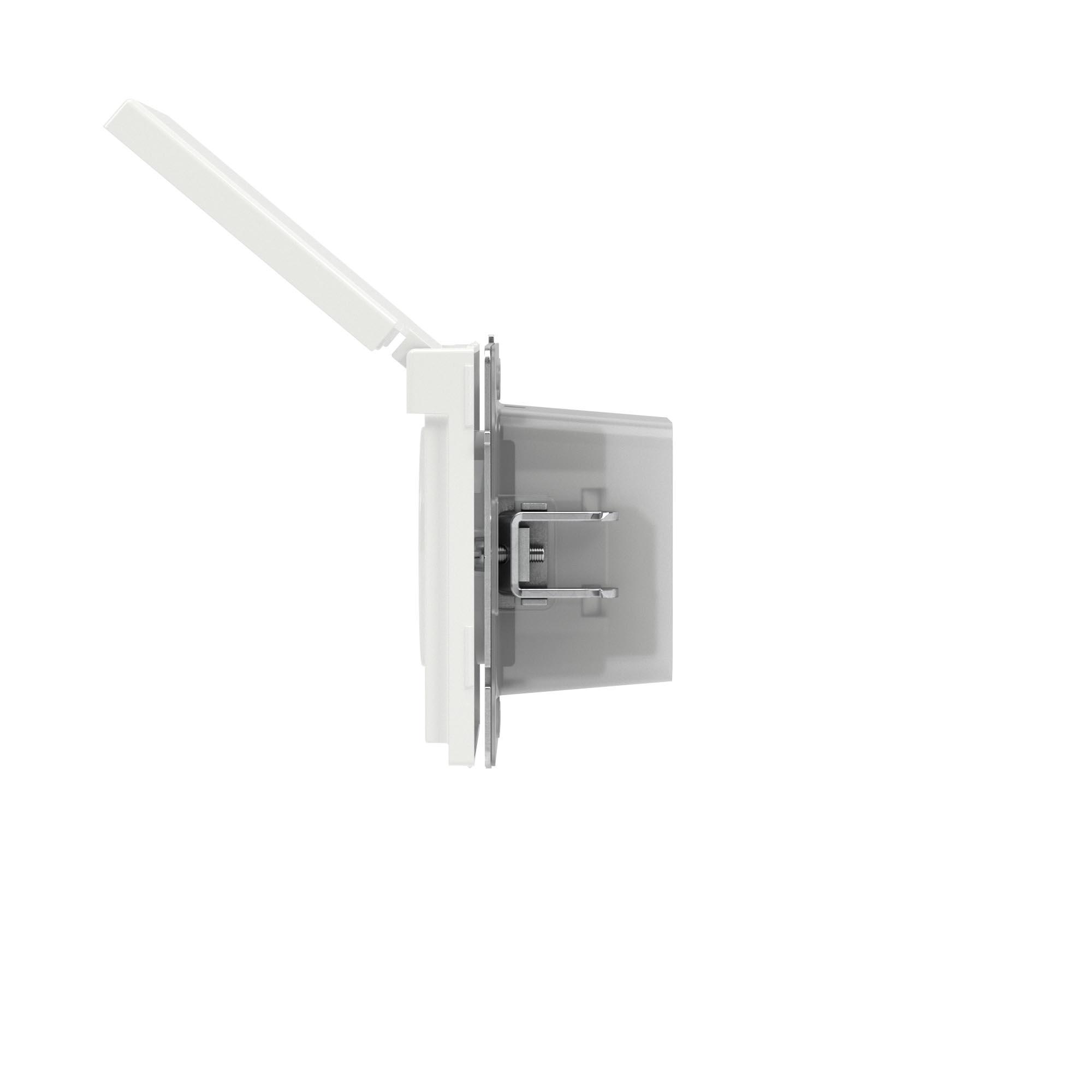 Розетка силовая, 2P+E, с з/ш, с крышкой, IP44, KANT, белая магнолия DKC 7000013