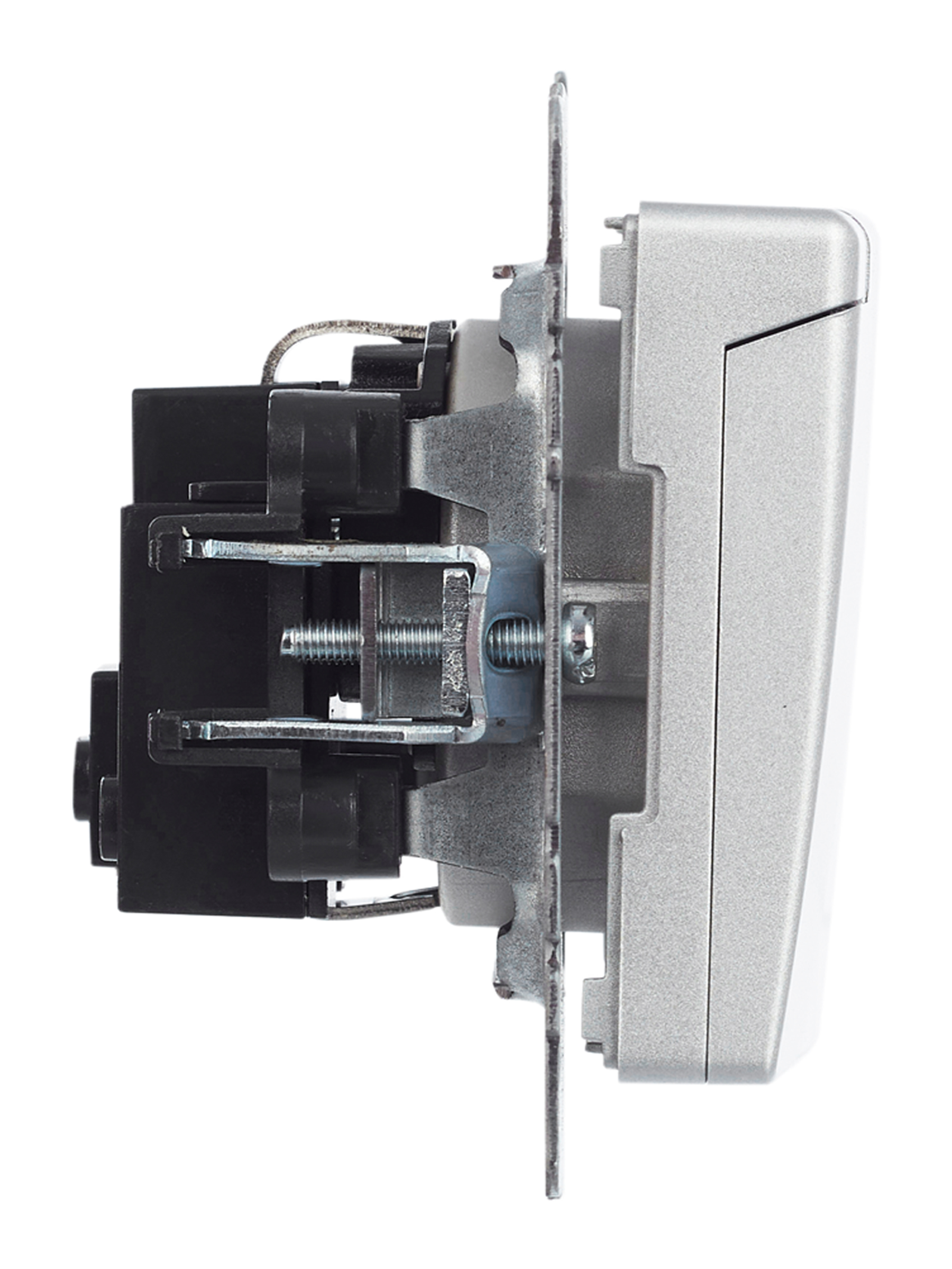 BRITE Розетка с заземлением с защитными шторками и крышкой 16А IP20 РСбш10-3-БрА алюминий IEK BR-R16-16-K47