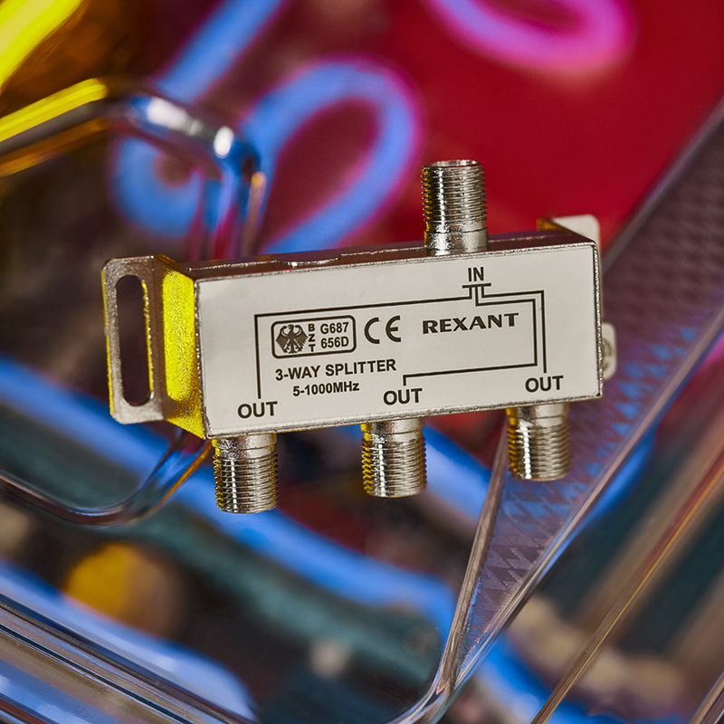Делитель ТВ х 3 под F разъём 5-1000 МГц REXANT etm05-6002