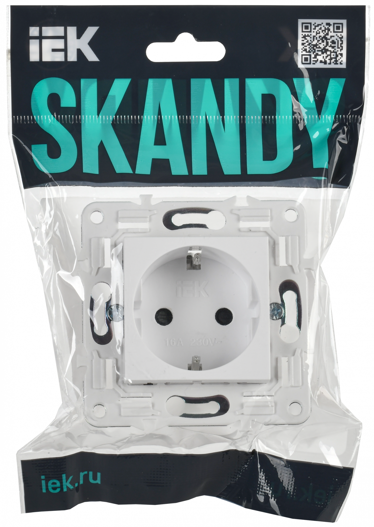 SKANDY Розетка с заземлением с защитными шторками 16А безвинтовое крепление SK-R06W арктический белый IEK SK-R14-16-1-K01