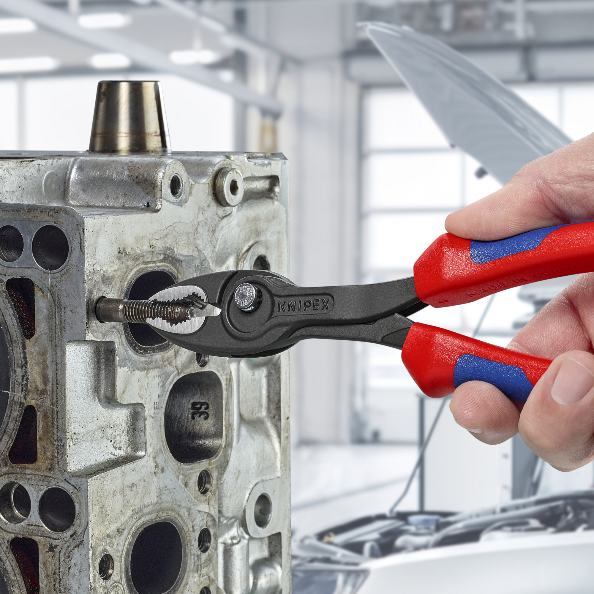 Клещи захватные TwinGrip 4 - 22 мм длина 200 мм черненные двухкомпонентные рукоятки KNIPEX KN-8202200